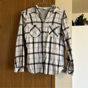 Columbia Men's White and Black Plaid Button-Down Hooded Shirt